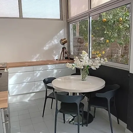 Logement, Jardin, Jacuzzi Garage Le Soler