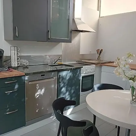 Logement, Jardin, Jacuzzi Garage Apartamento *